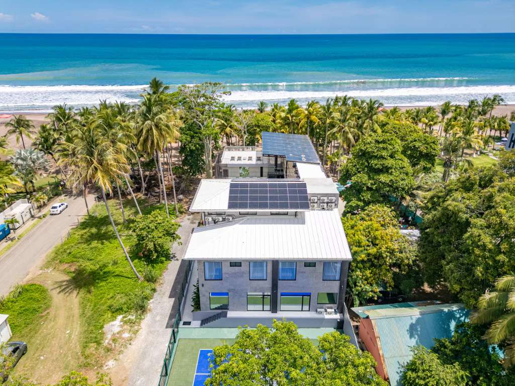 luxury vacation villa central Jaco