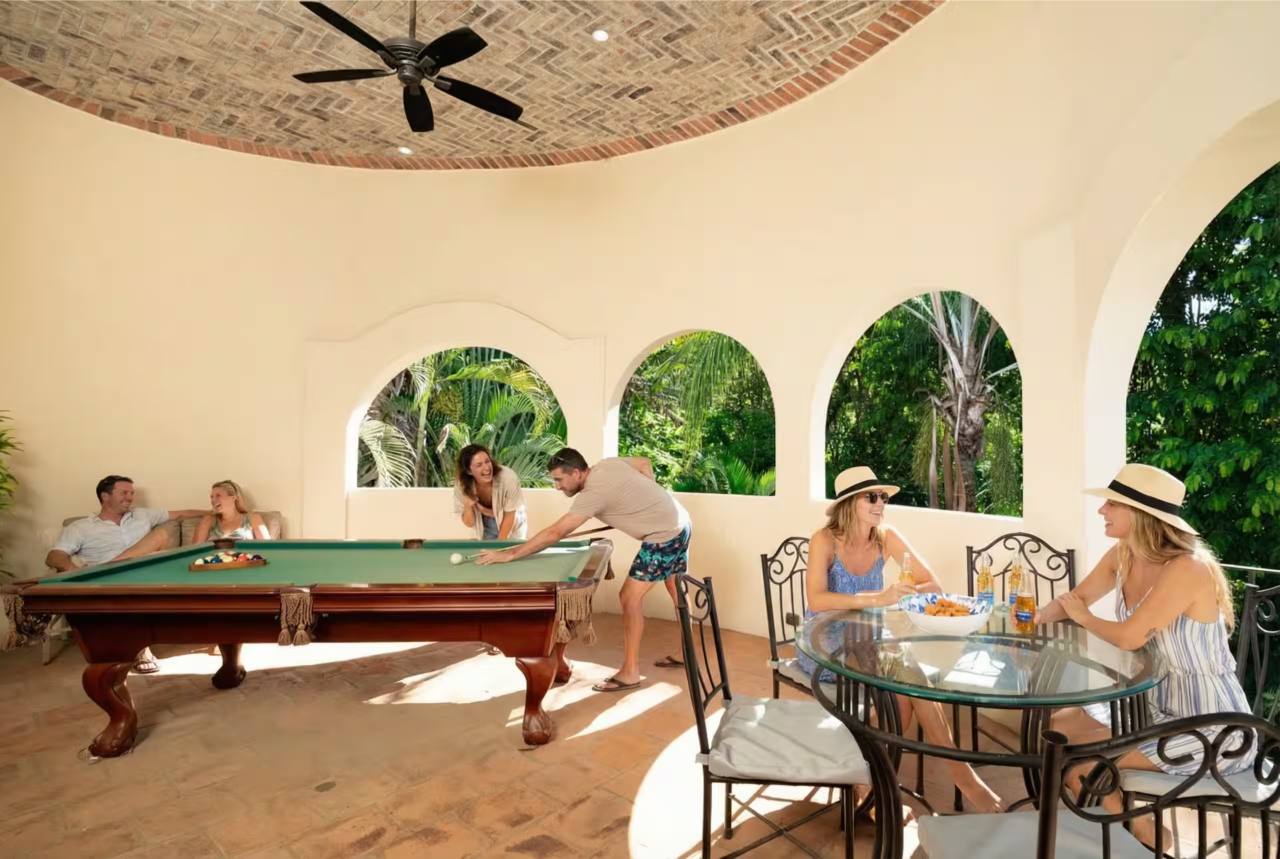 6 bedroom vacation villa Jaco Beach