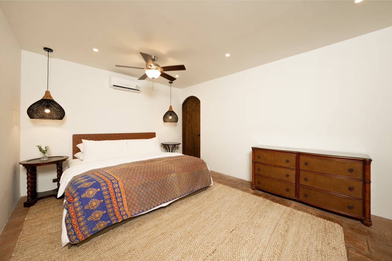 6 bedroom vacation villa Jaco Beach