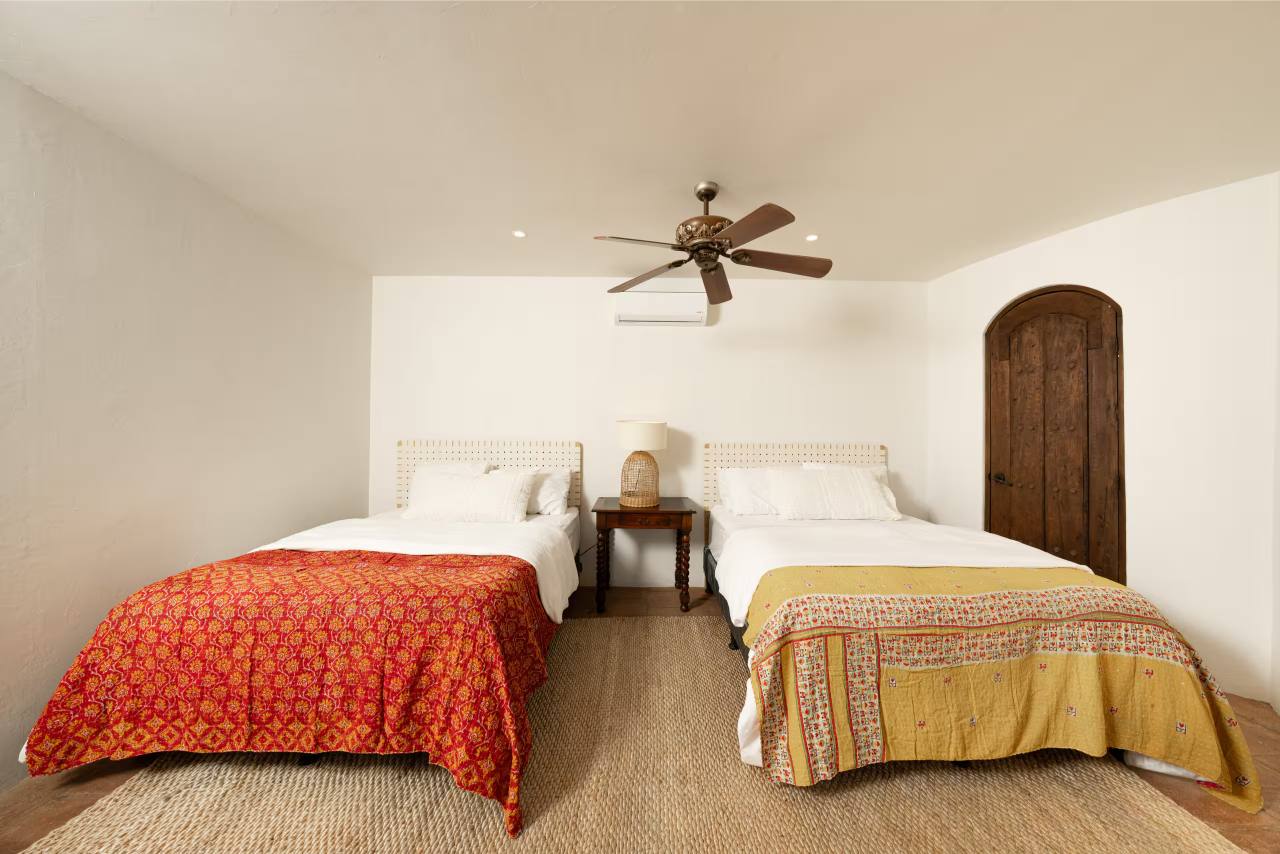 6 bedroom vacation villa Jaco Beach